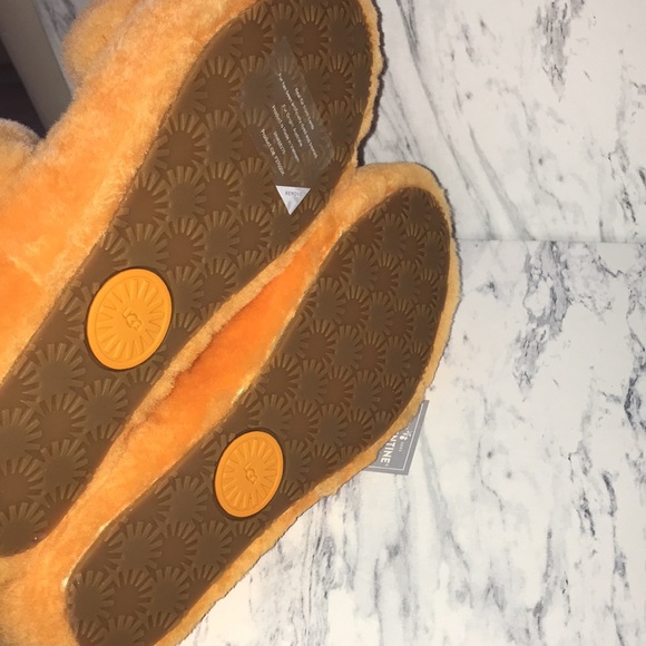 NEW Ugg oh yeah fluffy fur slides slippers - Picture 5 of 5